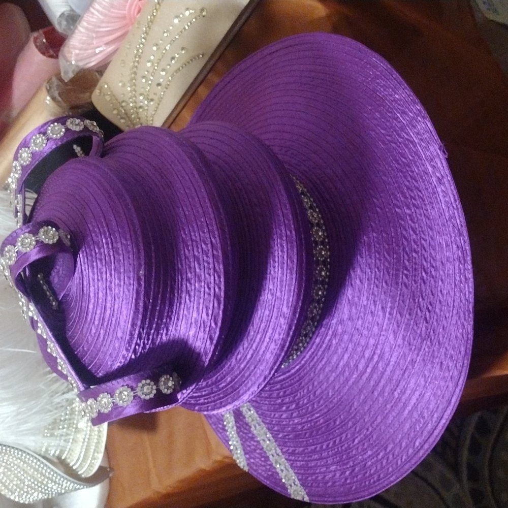 Hat - Picture 3 of 3